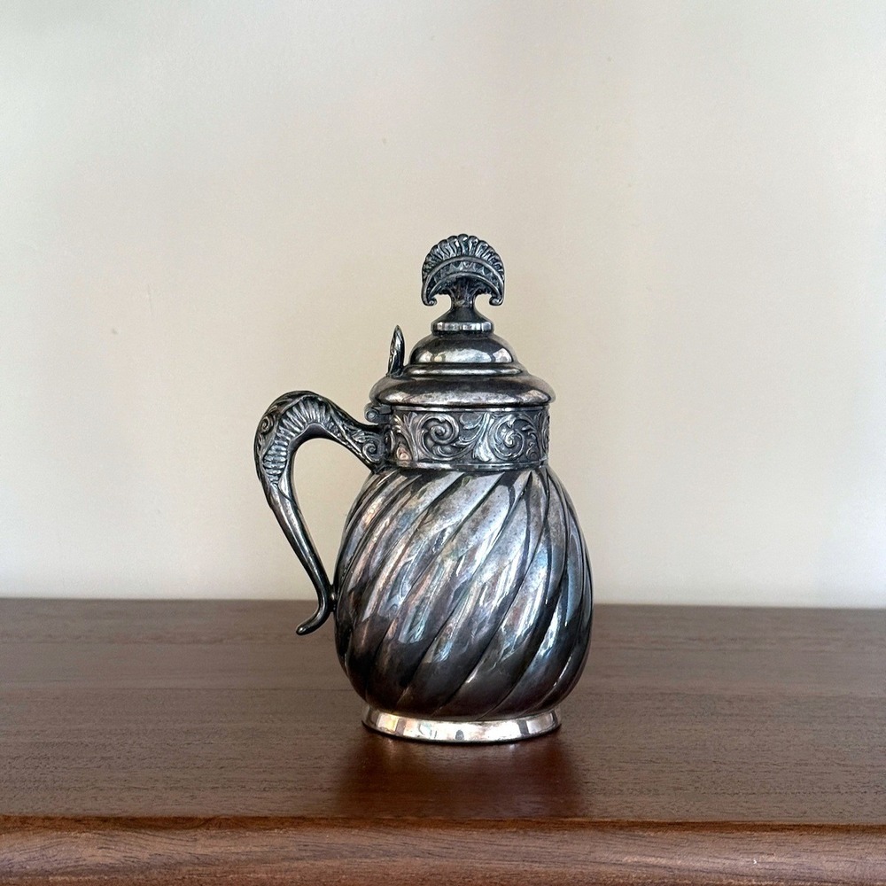 Rogers Bros Rockford #1438 Silverplate Creamer Pitcher Hinged Lid Vintage